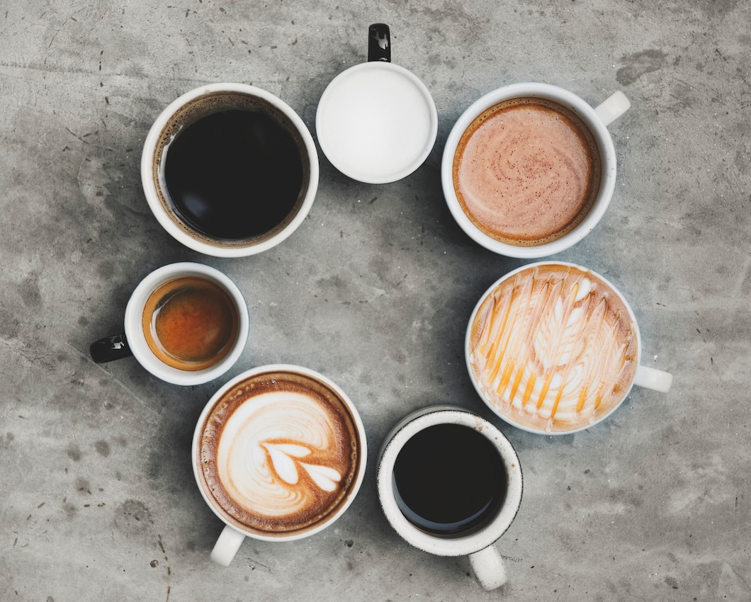 Jak wybrać idealny napój dla miłośnika kawy? Poradnik o różnicach między typami kaw
